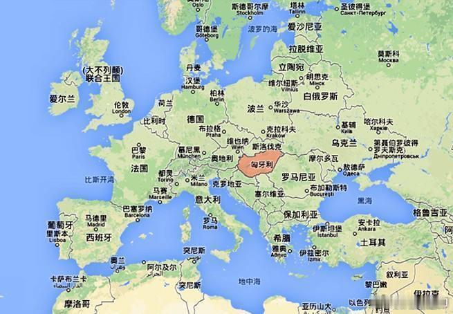 匈牙利执政党拟推动修法，要求限制总理最多做8年。这在议会制国家中极为罕见，被视为