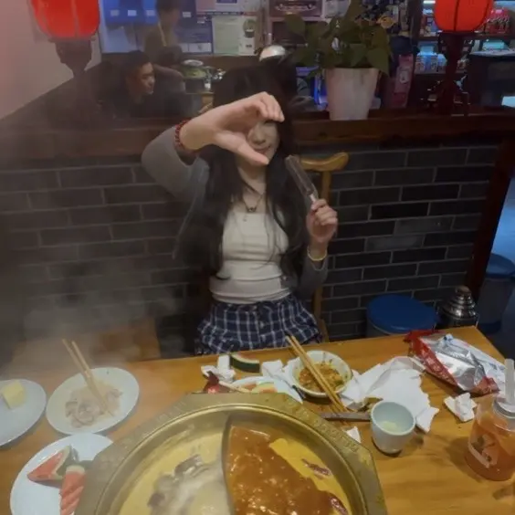 不是请问我这个号有没有被隐形封号啊？没有的话我要开始c边了啊