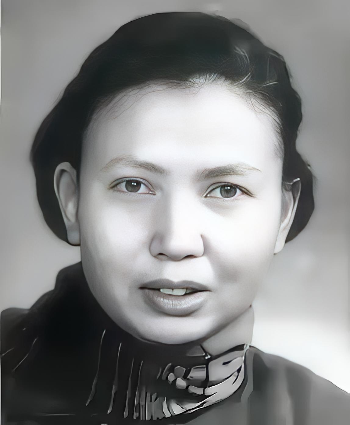 1941年女战士莫林的绝命谎言，藏着最戳心的民族风骨
 
1941年，21岁的女