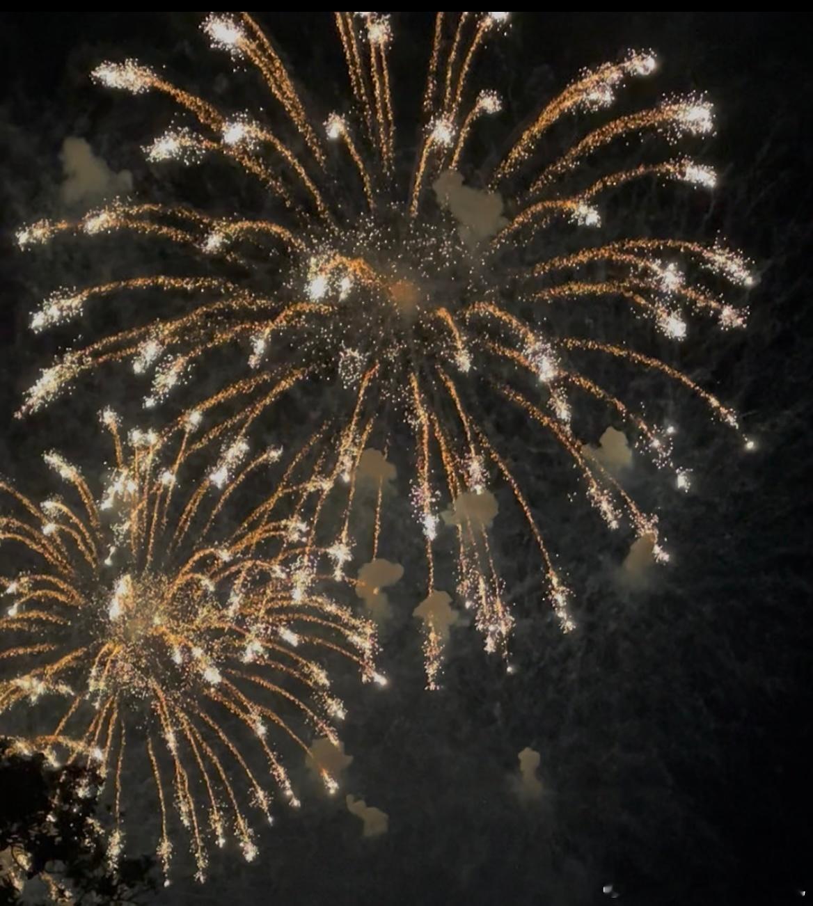 这届冬奥会花滑因为时差基本全部错过，也庆幸没看，否则裁判们的种种，依我的个性，真