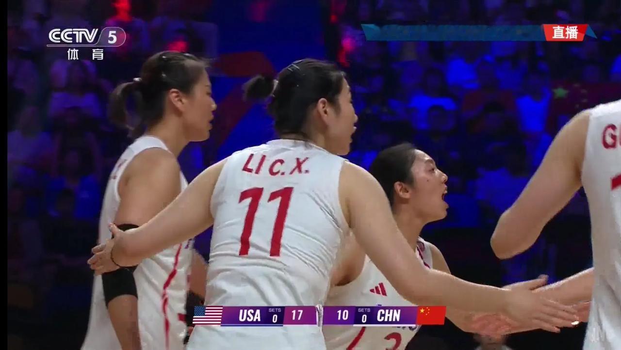 【女排澳门总决赛】1/4比赛:中国——美国  实时战况:

        7月
