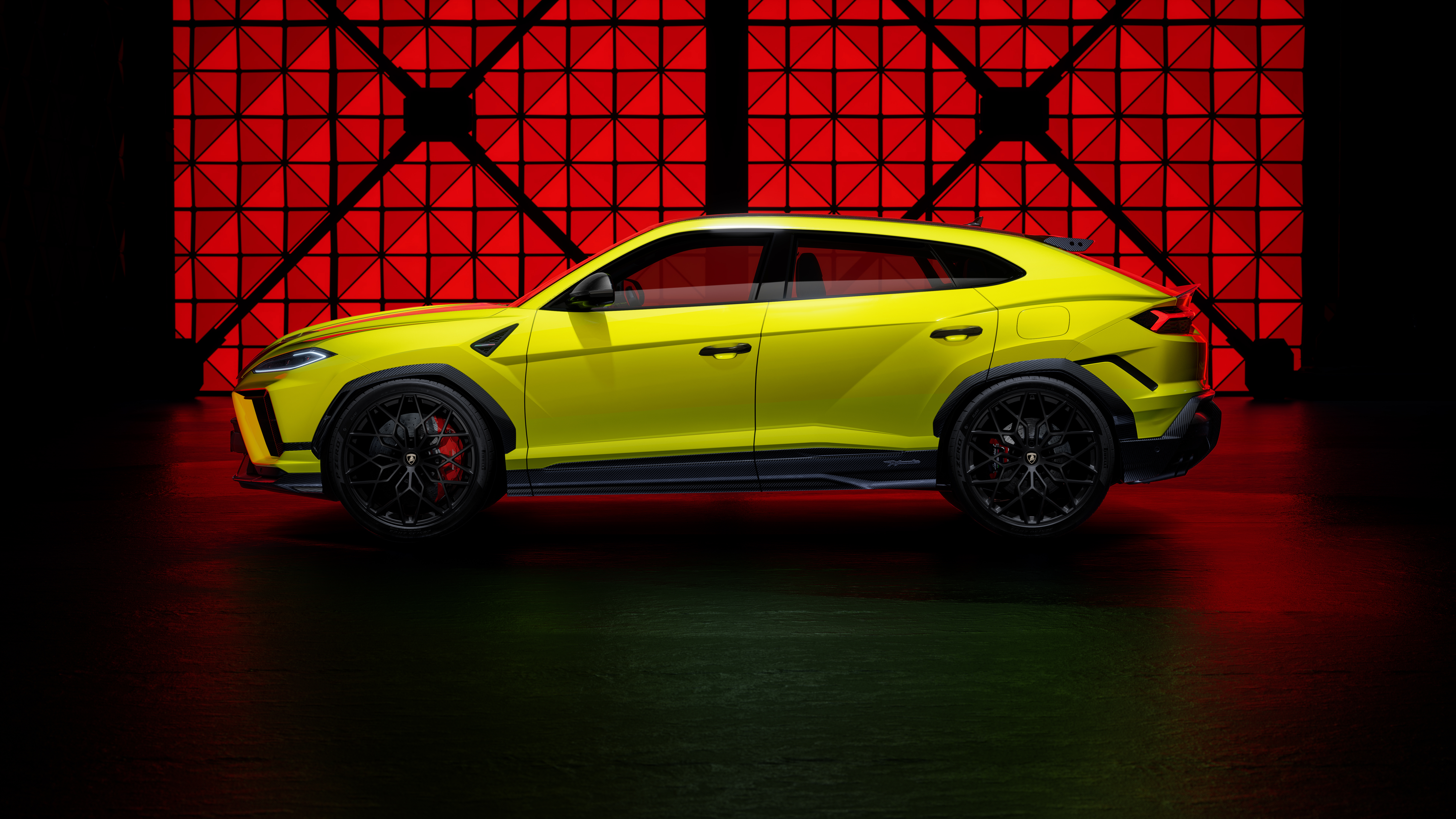 Lamborghini Urus SE Performante   搭载 4.0