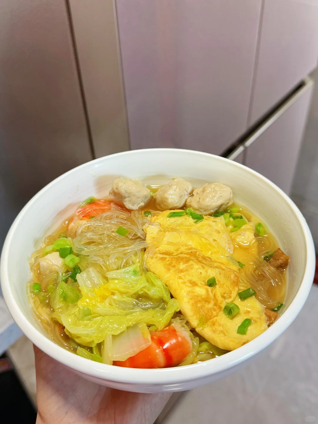 蛋饺粉丝白菜煲 大鱼大肉吃腻了来一碗 巨鲜