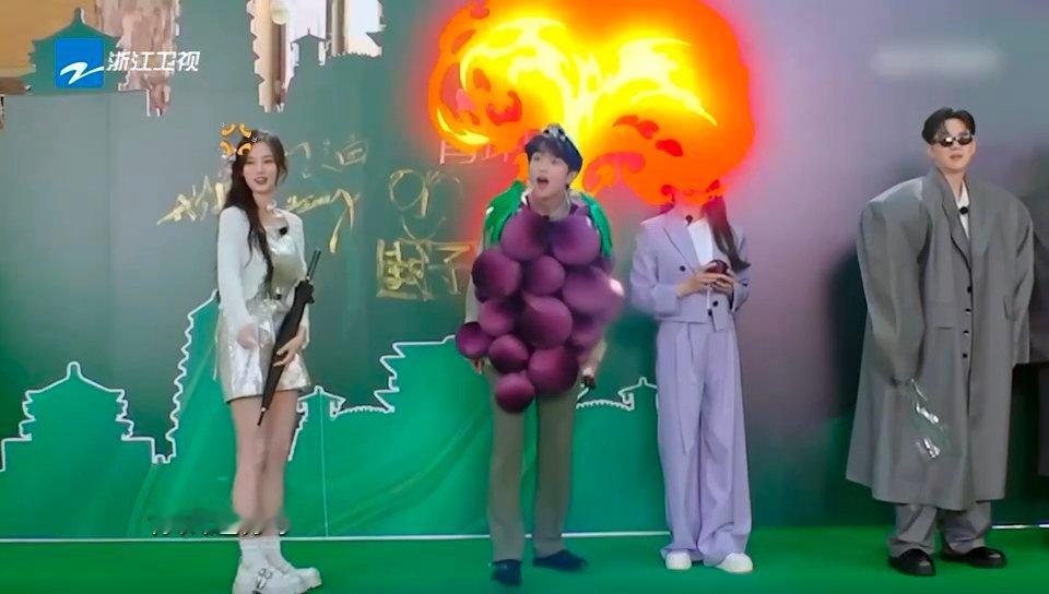#黄子弘凡[超话]##黄子弘凡为徐明浩鸣不平# 黄子弘凡是真的有在为徐明浩鸣不平