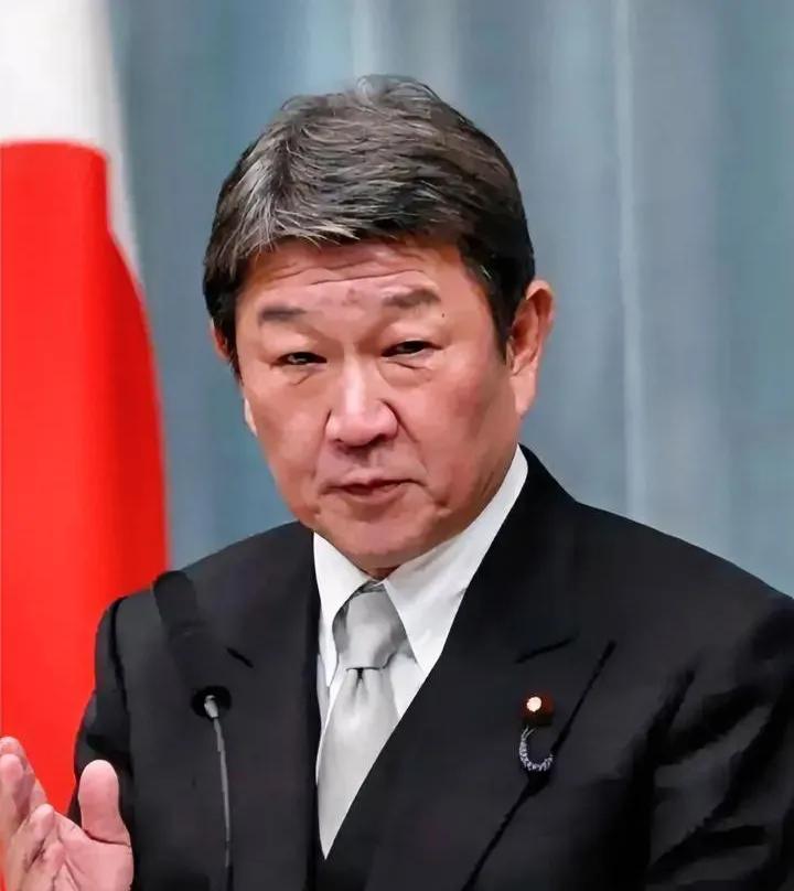 日本右翼议员竟公然大放厥词：“二战若非美俄出兵，中国早被日本灭族！”
 
不少人