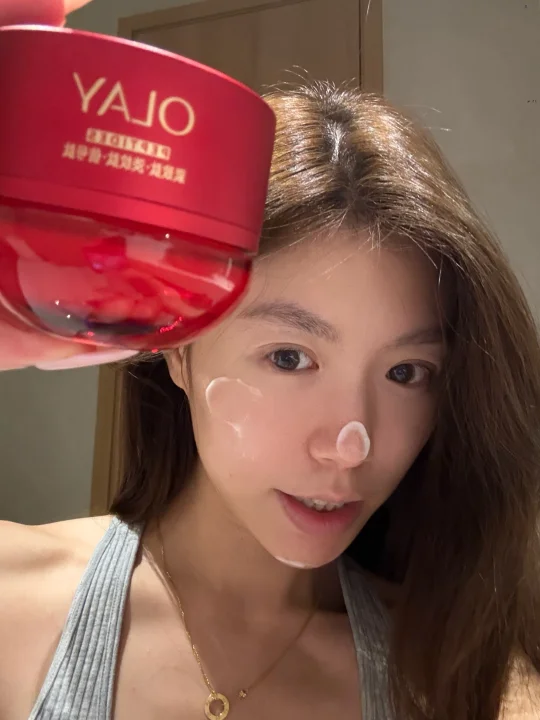OLAY超红瓶，谁教你这样玩的？？