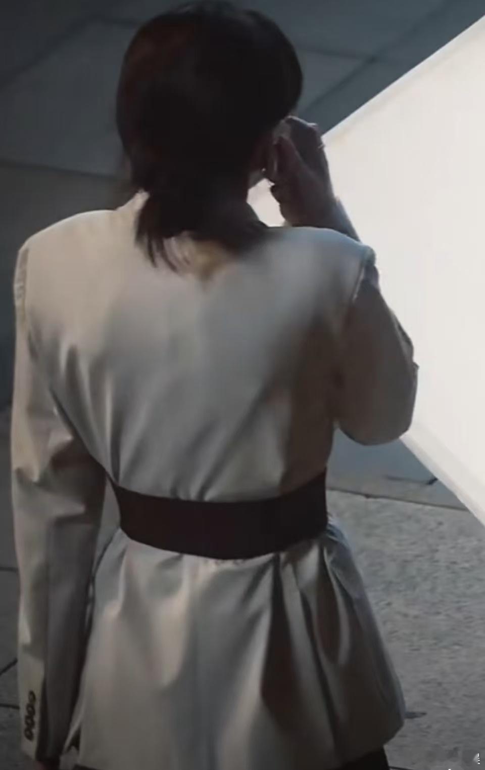 迪丽热巴实力诠释被气到发颤迪丽热巴实力诠释被气到发抖迪丽热巴实力诠释被气到发颤，