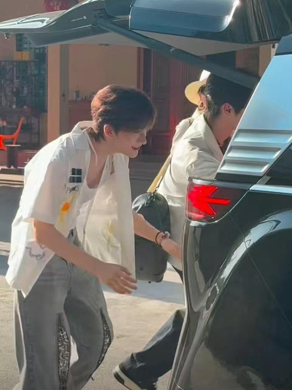 刘涛颜安余宇涵综艺再合体 刘涛颜安余宇涵新综艺路透 有生之年系列！网友晒出的路透