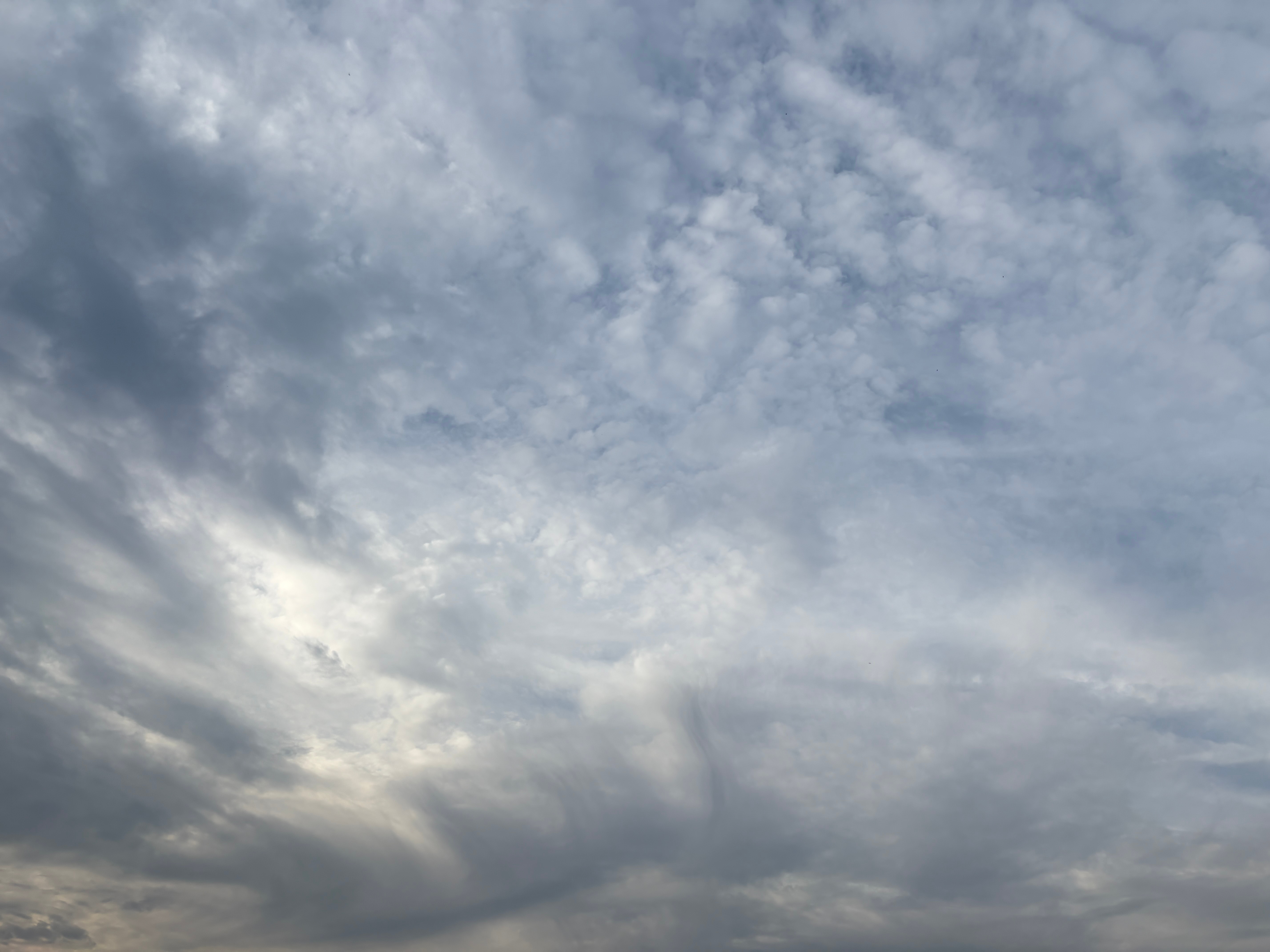 早安[太阳][太阳][太阳]生命就像一场旅行，每一天的出发都是一次新的探险。无论