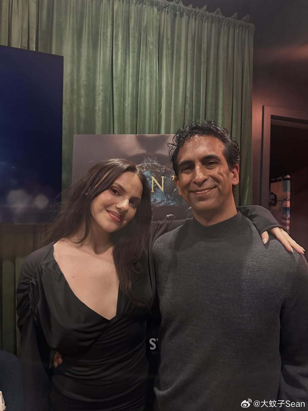 dafne keen达芙妮基恩参演的《波西杰克逊》第三季杀青，达芙妮饰演阿尔忒弥