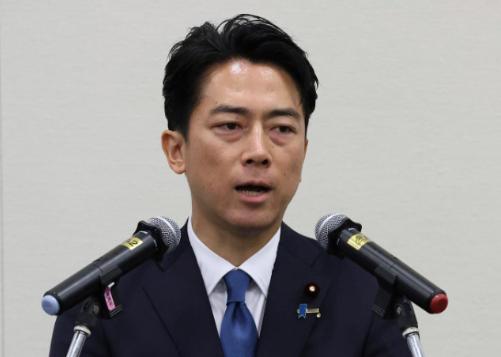 “闭门羹！”这就是中国给小泉进次郎预留的唯一待遇。日本想把这个赖在靖国神社不走的