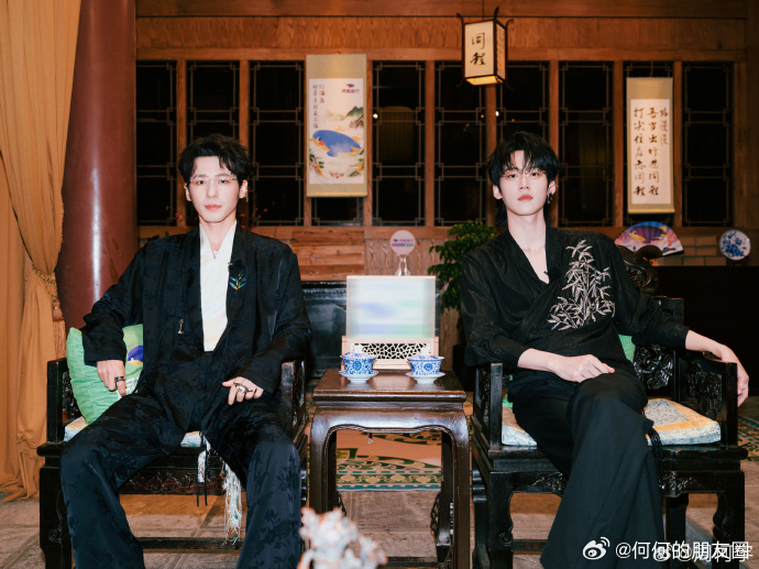 周柯宇开推收官长文 从周柯宇文字里，看到他们录制时的各种场景，速降绳索、躲避怪物