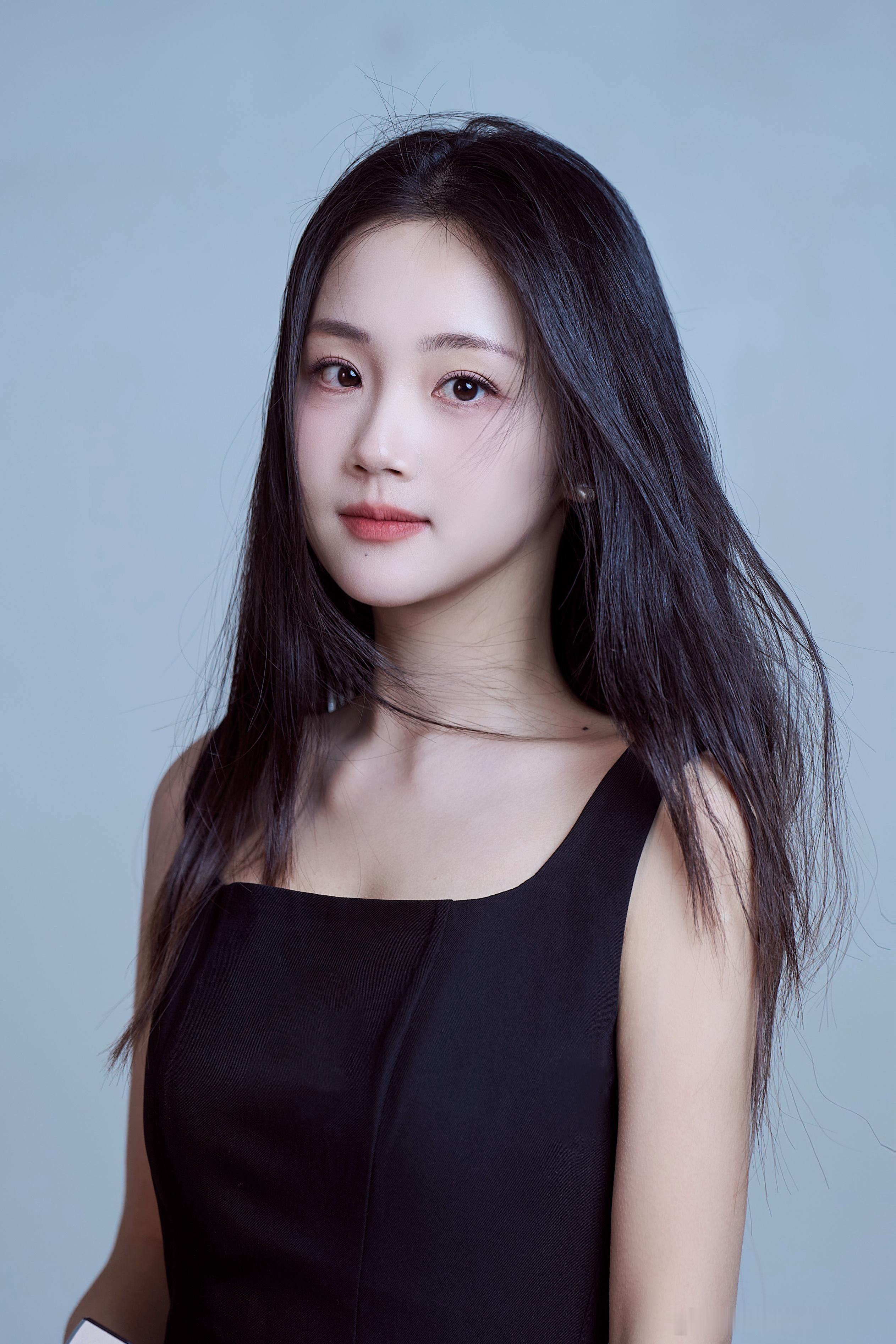 𝐁𝐋𝐀𝐂𝐊 •🖤老己的冬日小确幸🥛 ɢᵒᵒᵈ ɴⁱᵍʰᵗ ✩ ᐝ 