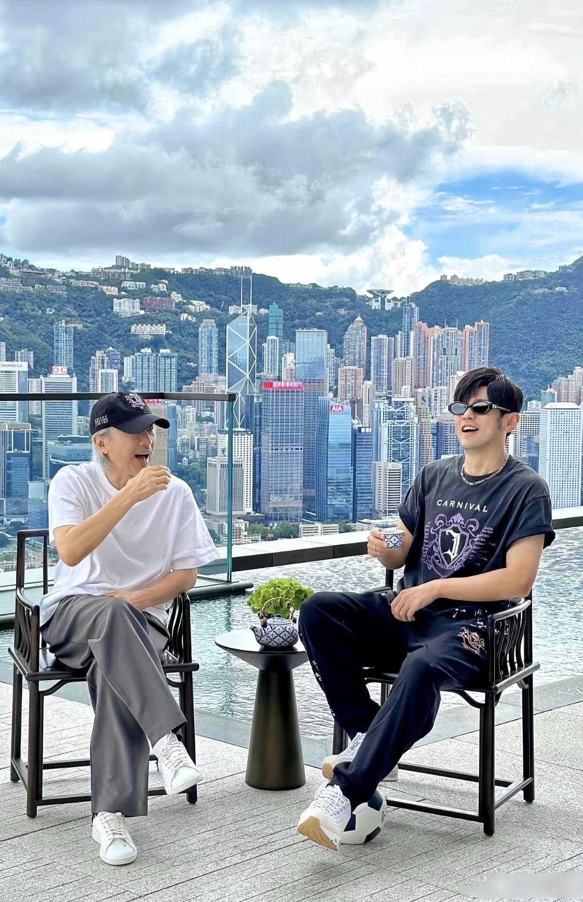 老周可能要给老周唱电影主题曲