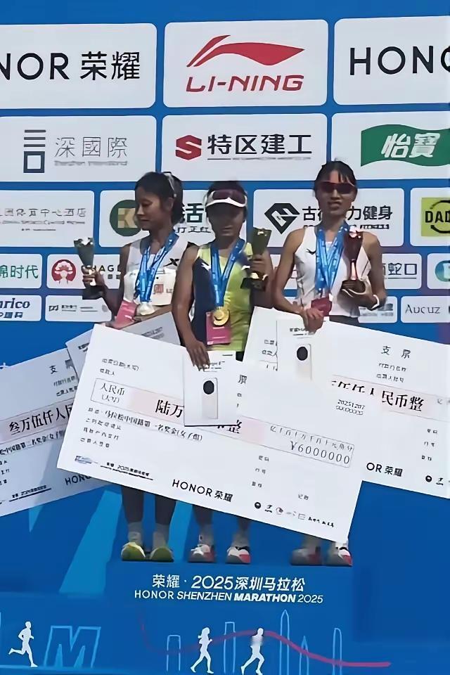 评张水华：跑得再快的护士，也要先当好一名护士

福建医科大学附属第一医院对张水华