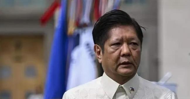 菲律宾军方悍然将 69 名中国工人强行押上军用运输机！很多人以为中国会厉声抗议、