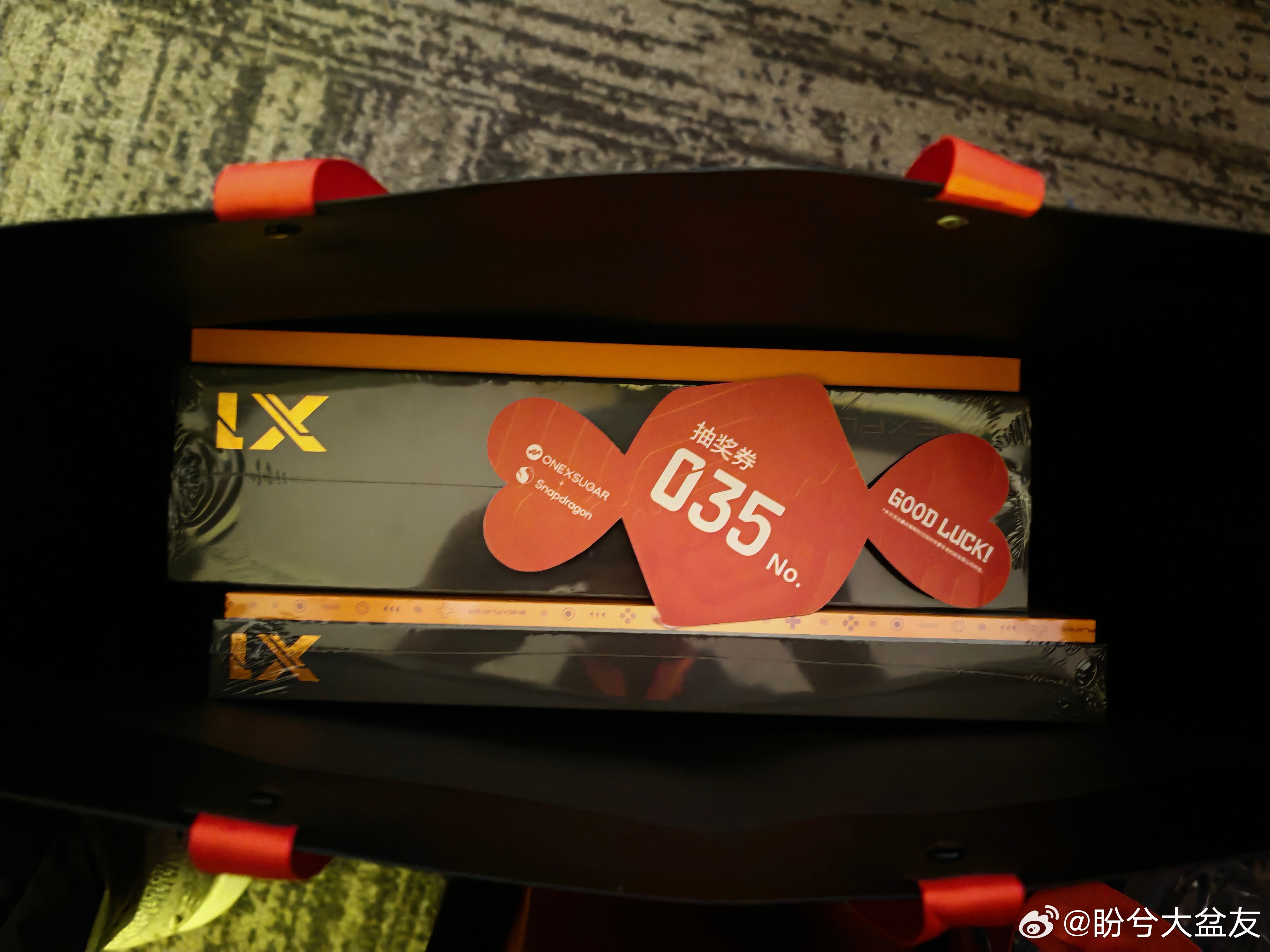 我靠！！！我中了特等奖！！！就今天这个新品！OnexPlayer 游侠 X1 A