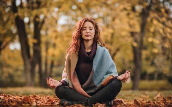 学会这3招
视力慢慢提升了
还不赶紧学起来
 
大家好，我是刘振通医生，今天教大