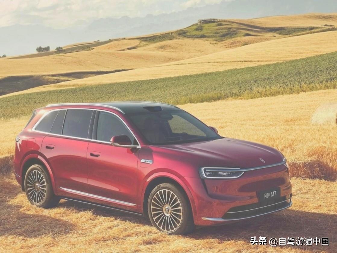 问界M6定价符合预期，一年前我就预测过问界汽车会推出M6车型，主打价格区间25-