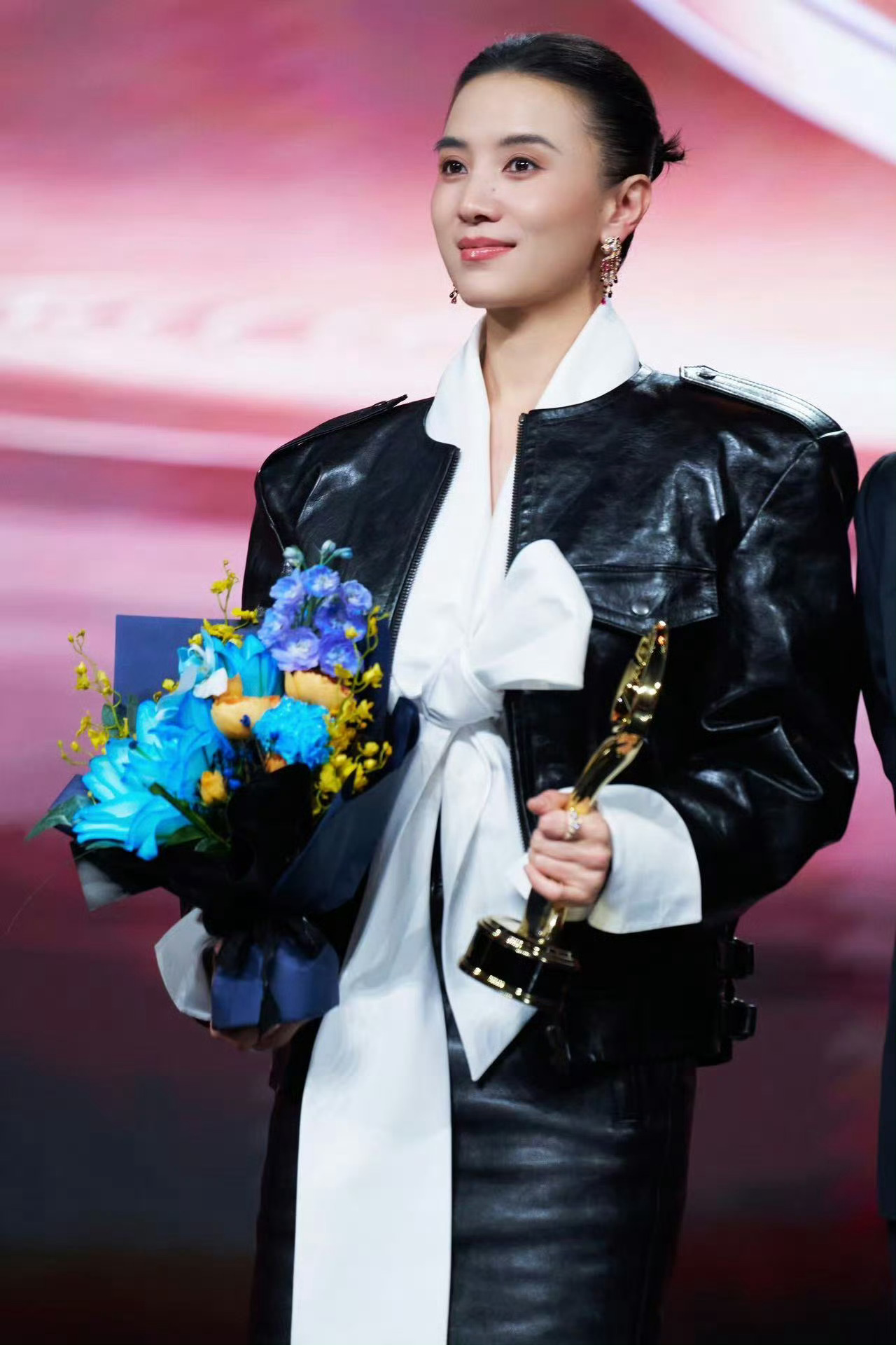 肖战 / 宋佳 / 魏大勋 Saint Laurent 官方认领大片 微博之夜微