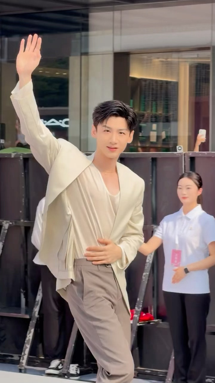 保护小咪 