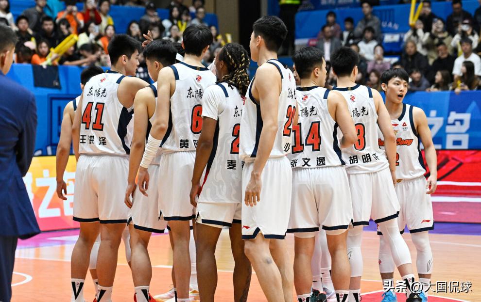 CBA排名剧变！山东大战广东！曝郭艾伦被诈骗千万，周琦一语中的

北京时间4月6