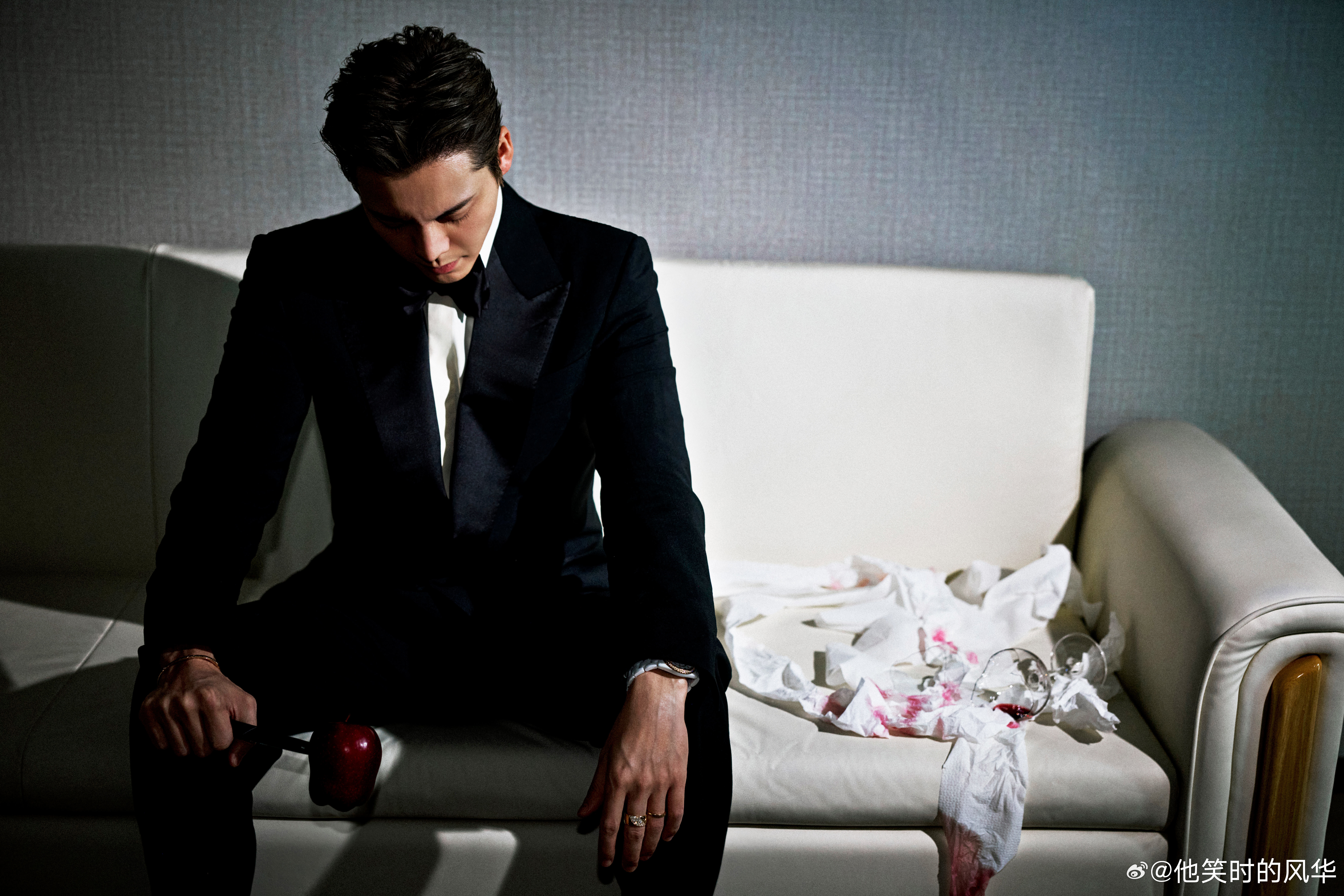 你是陈伟霆那他是谁陈伟霆豪门霸总腌入味了 是把“豪门”和“疯批”焊在身上的男人！