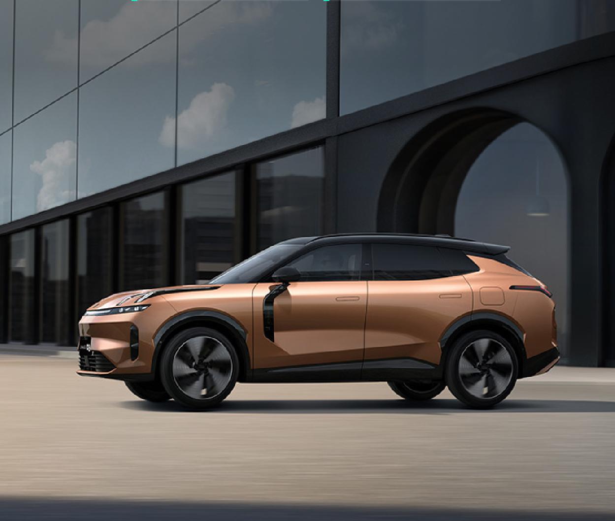 领克08是领克汽车旗下的一款新能源中型SUV，基于CMA Evo架构打造。领克0