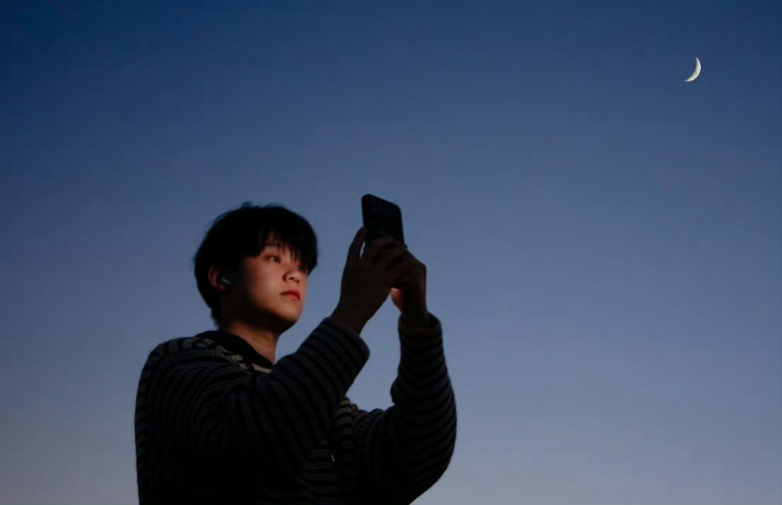 成都征婚【第7541号】97年男生，身高174，研究生，生物制药，年收入10-2