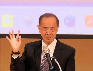 新加坡前外长杨文荣公开表示，在东南亚，没有国家想成为中国的敌人，但也没国家想太靠