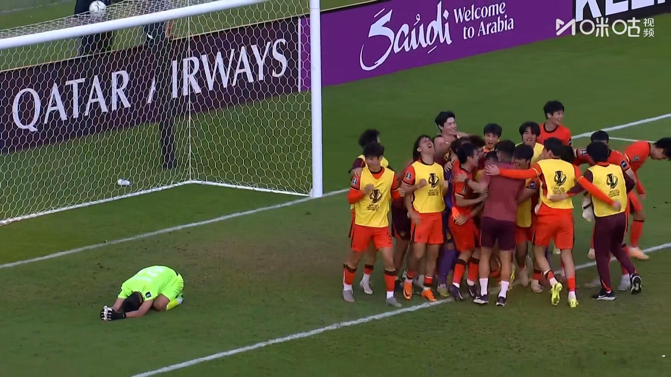 进四强了！不可思议！李昊现在是杨智在带他吧，这届比赛封神啊U23国足vs乌兹别克