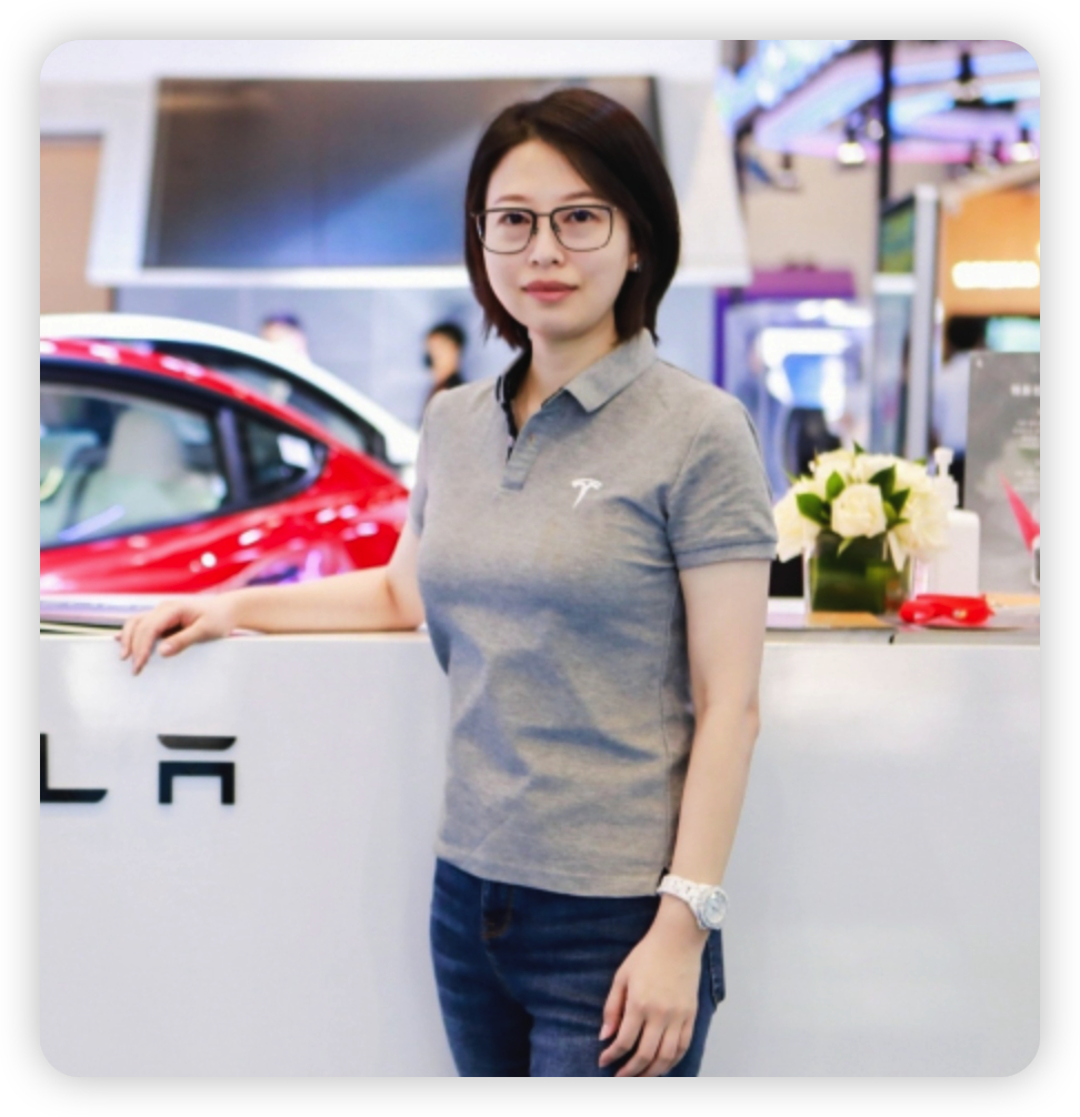 看界面新闻和红星新闻说，小米汽车最近挖了两位特斯拉核心高管，动作挺大的。原特斯拉