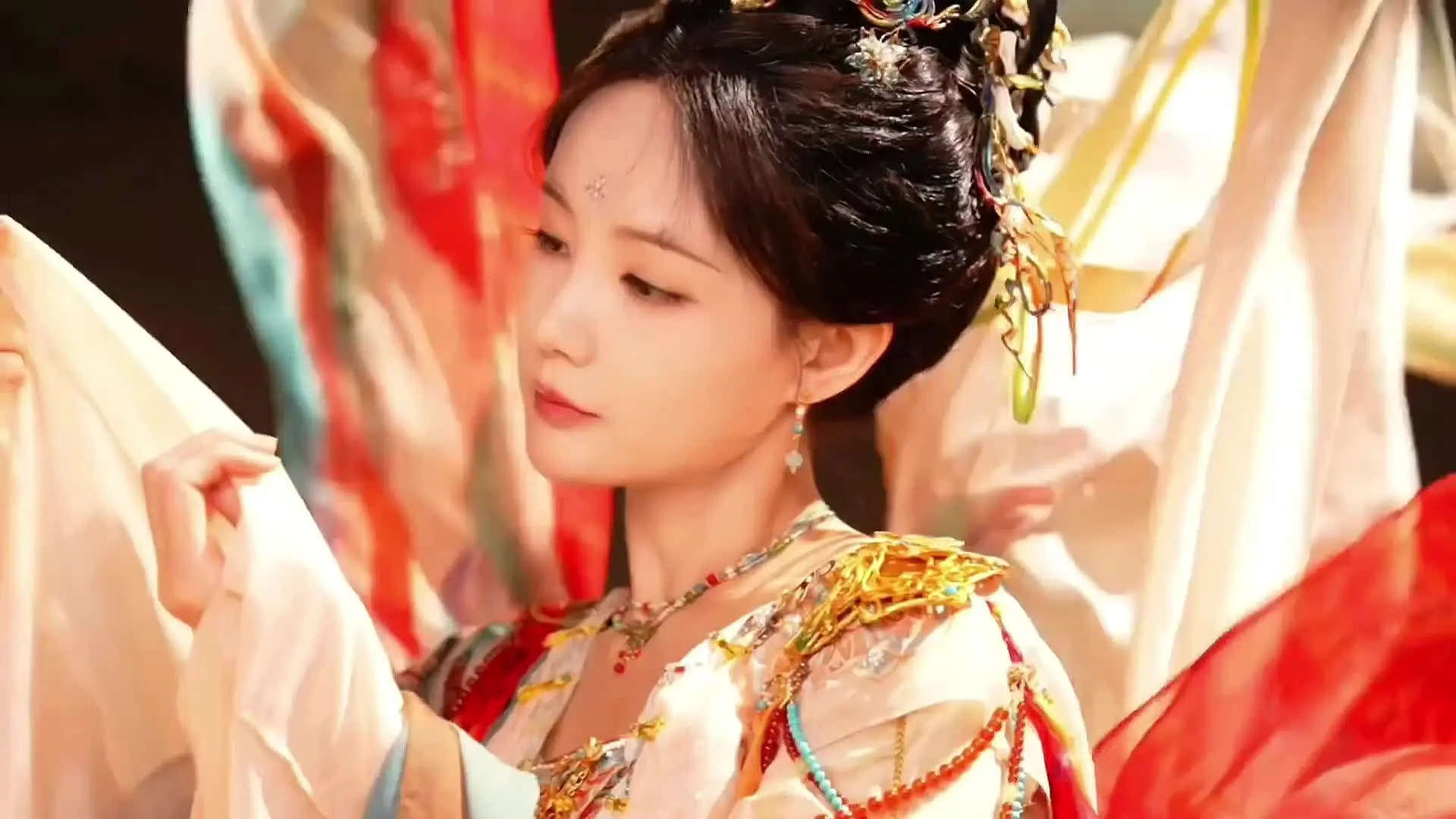 此女是神！