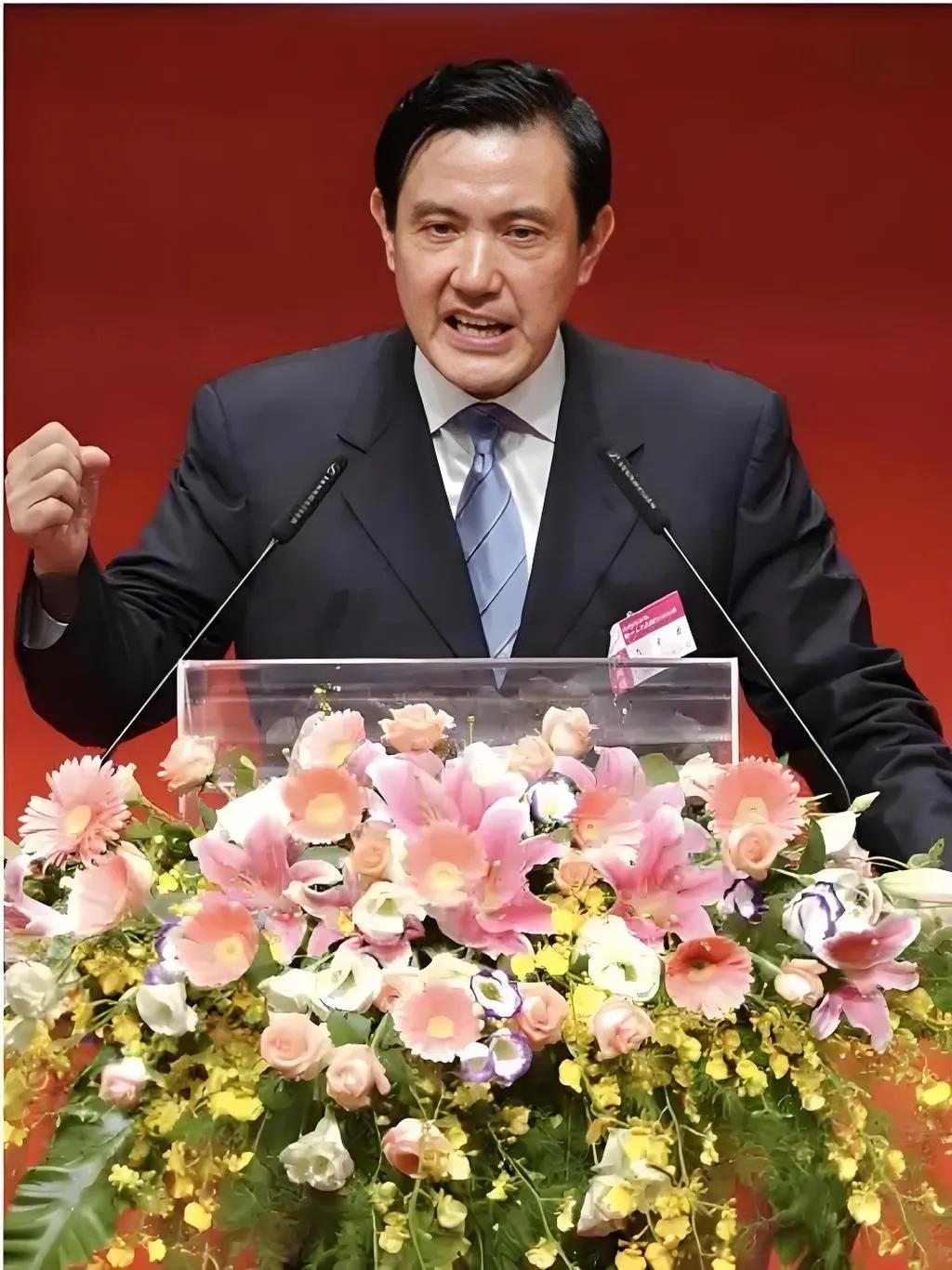 马英九到底是个什么样的人？
要我说就是一个政治投机分子，一个政治流氓。
一个貌似