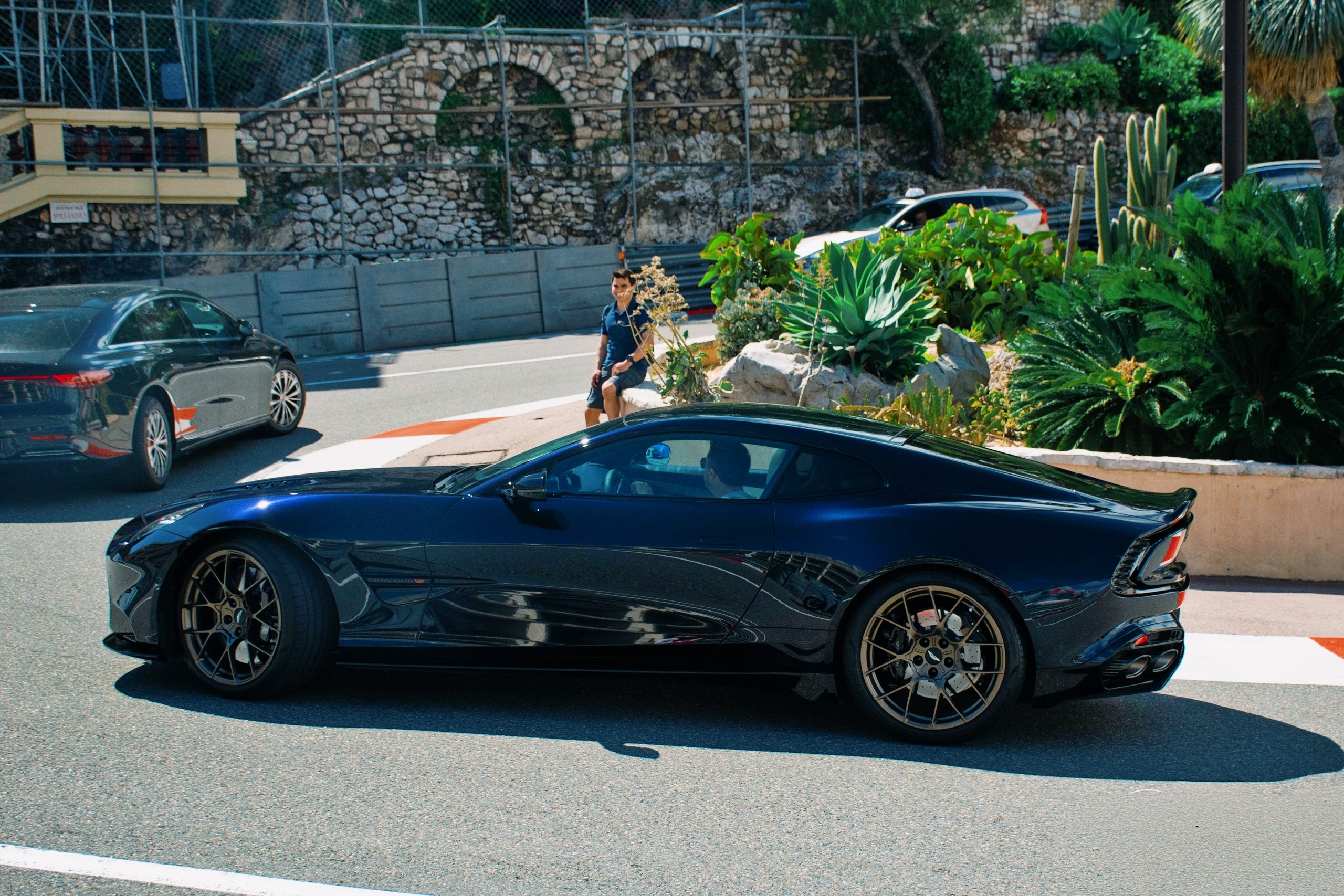 街拍 ～Aston Martin Vanquish阿斯顿马丁vanquish阿斯