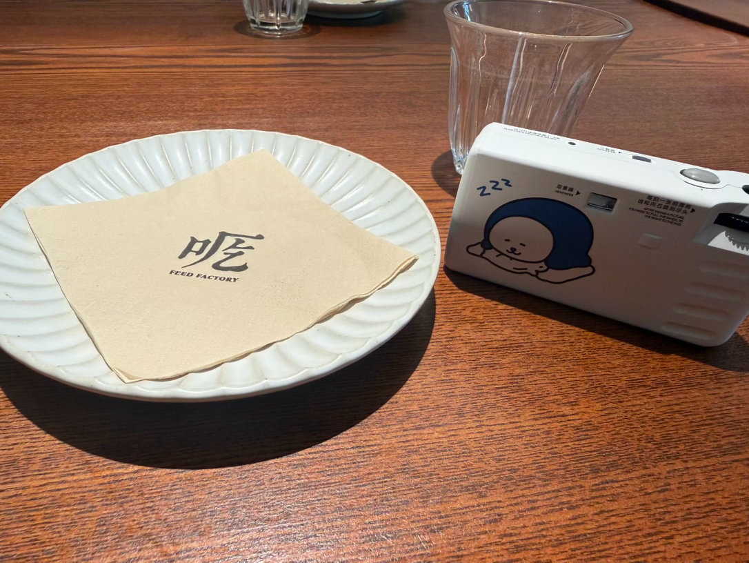 蟹蟹剧组的小伙伴们第一个拍完了还有第二个！留下珍贵的回忆！cv倔强的小红军