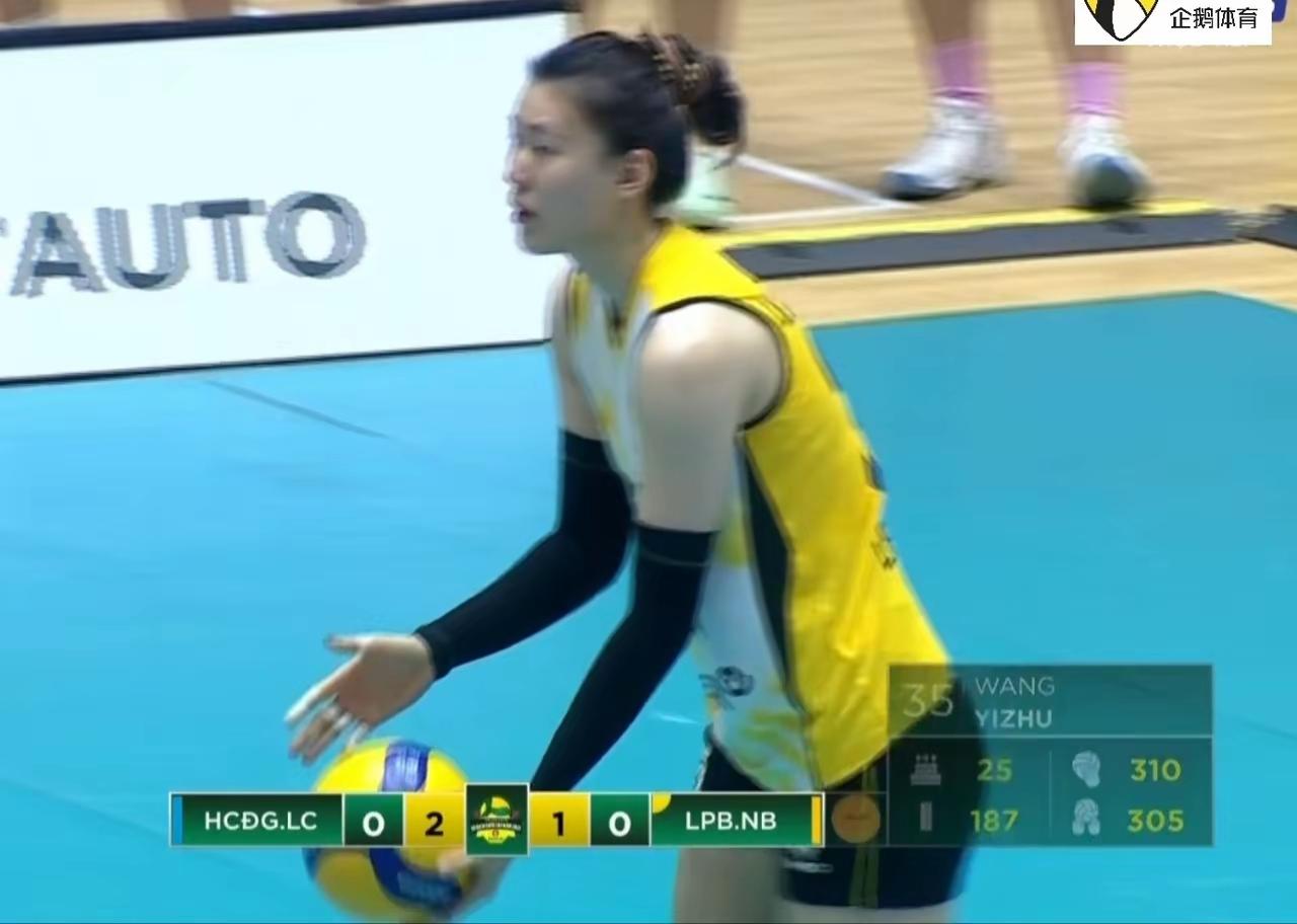 越南女排锦标赛：王艺竹效力的宁平银行0-3不敌老街省体校队，大竹子首遇强敌使出浑