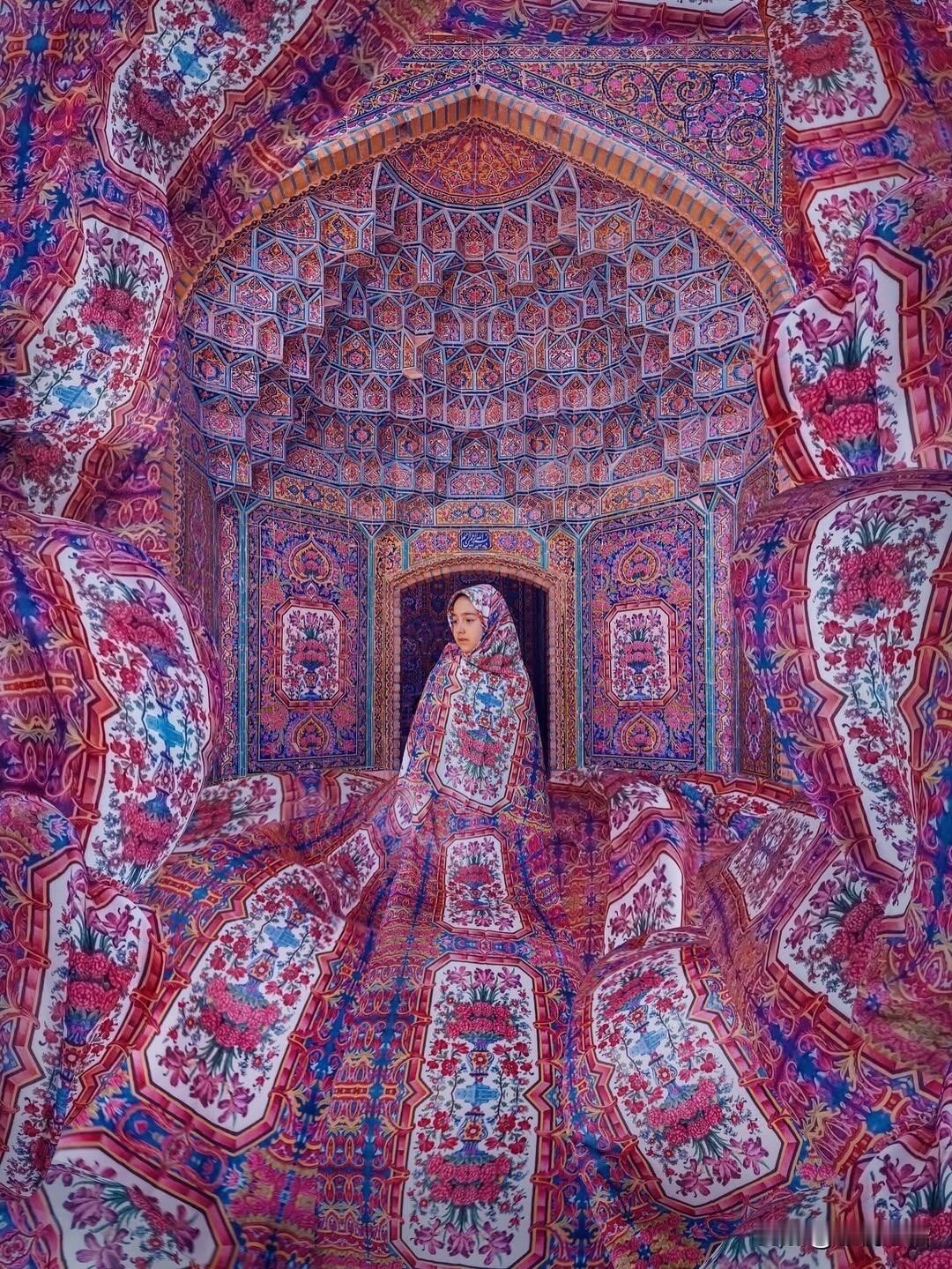 伊朗设拉子的粉红天堂美到心尖！
伊朗源自文明古国“波斯”，如果你去过那里，会知道