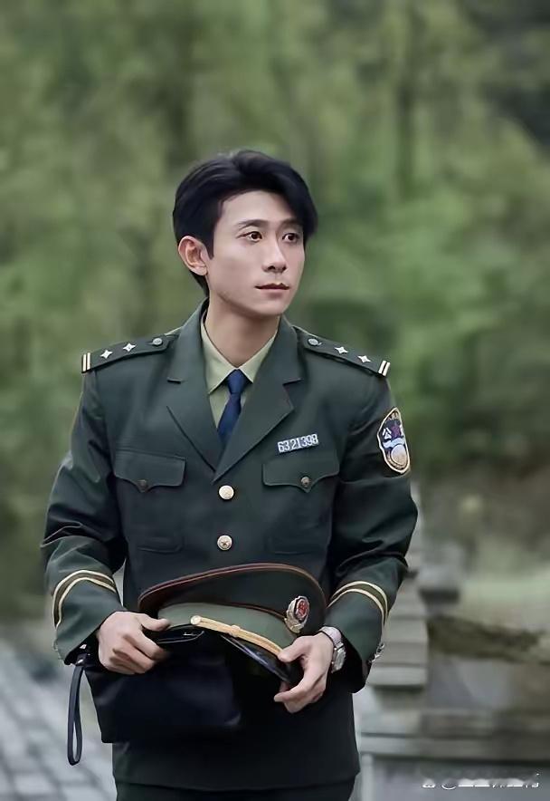 明眼人都看得出来，张一山的新剧《重案六组》最大的问题，不是他的演技差，也不是他的