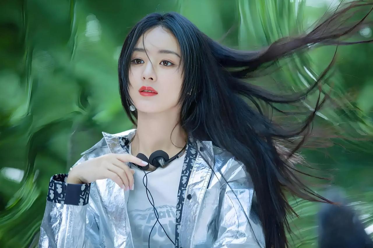 赵丽颖云合数据断层登顶！扛剧女王实至名归据2023年云合数据年报，赵丽颖以21.