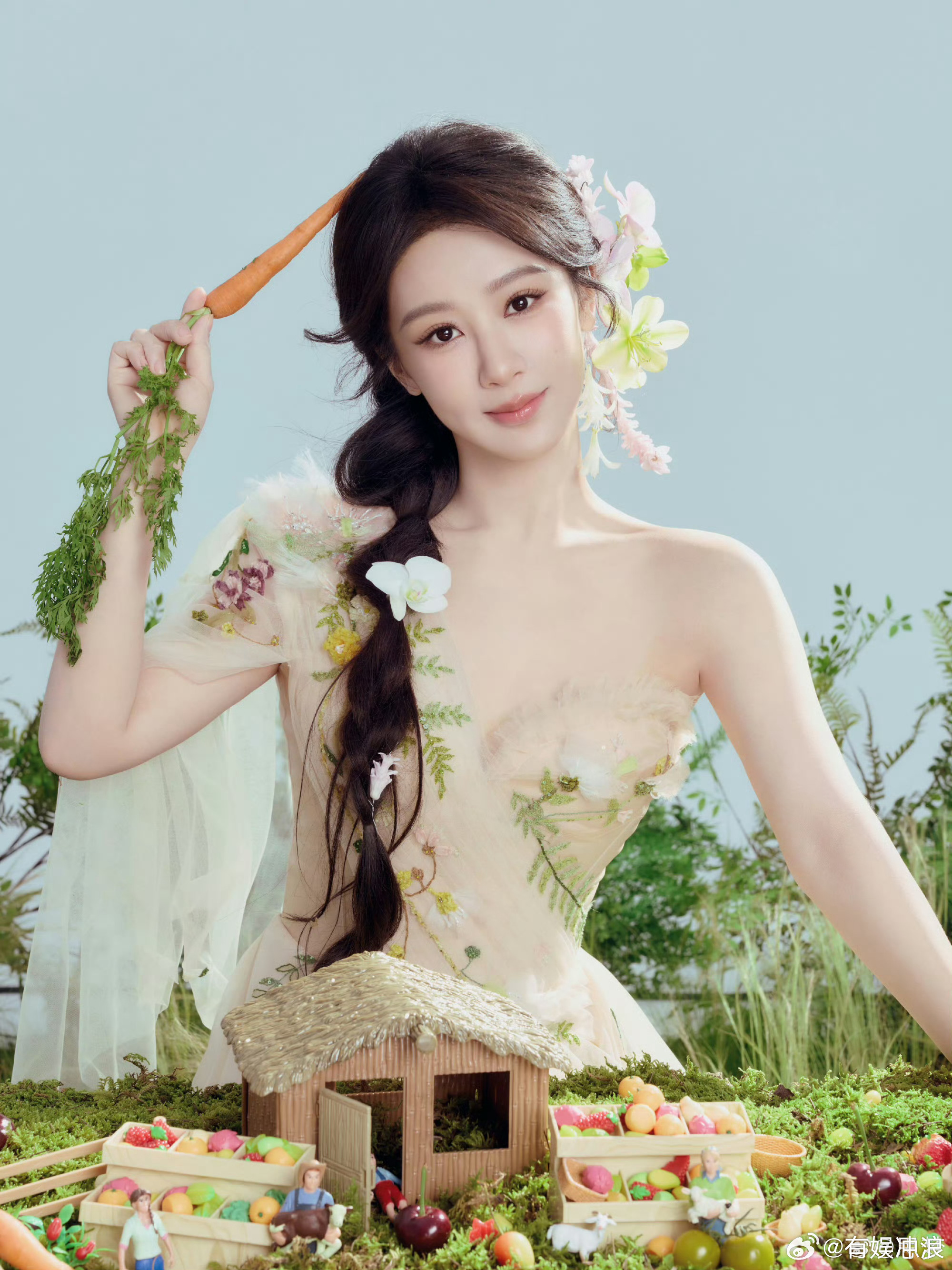 杨紫花间柔雾妆思梦给杨紫化的花间柔雾妆思梦给杨紫化的花间柔雾妆，爱了😍 