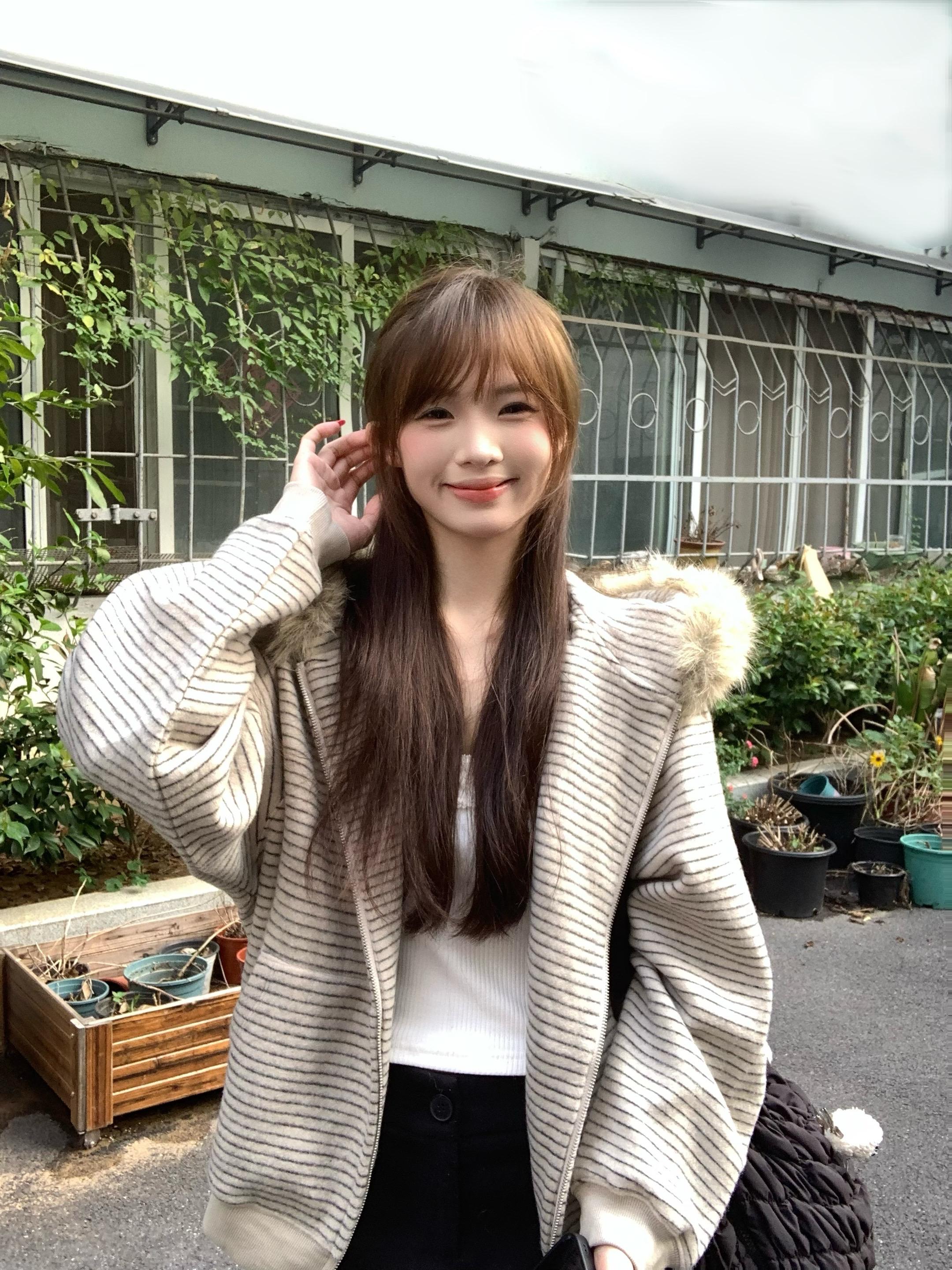 闪烁的灯光使我在异世界呼唤你。📷