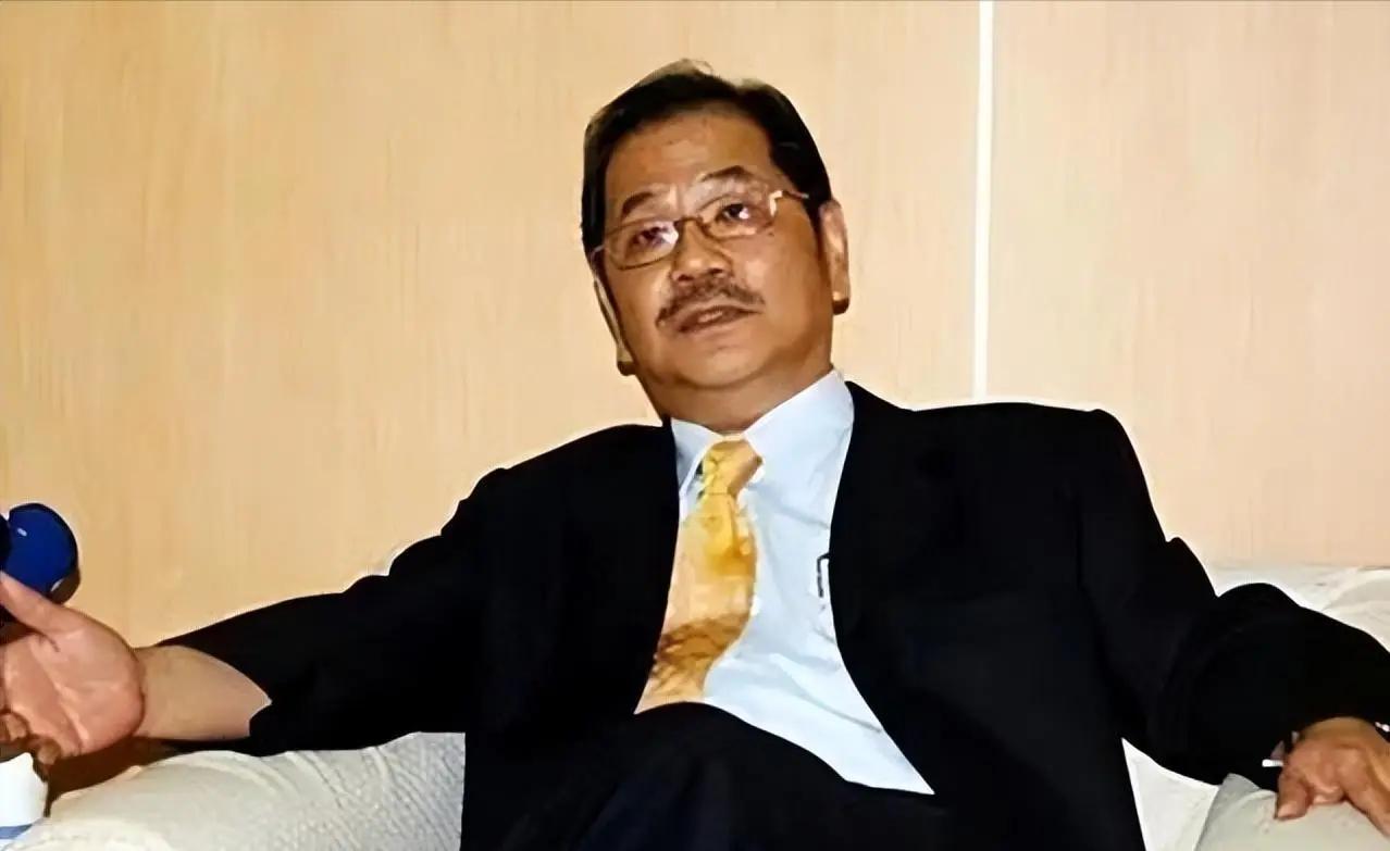 赖清德的“政治师傅”吴乃仁住进看守所，自称患有帕金森病
民进党大老、赖清德的“政