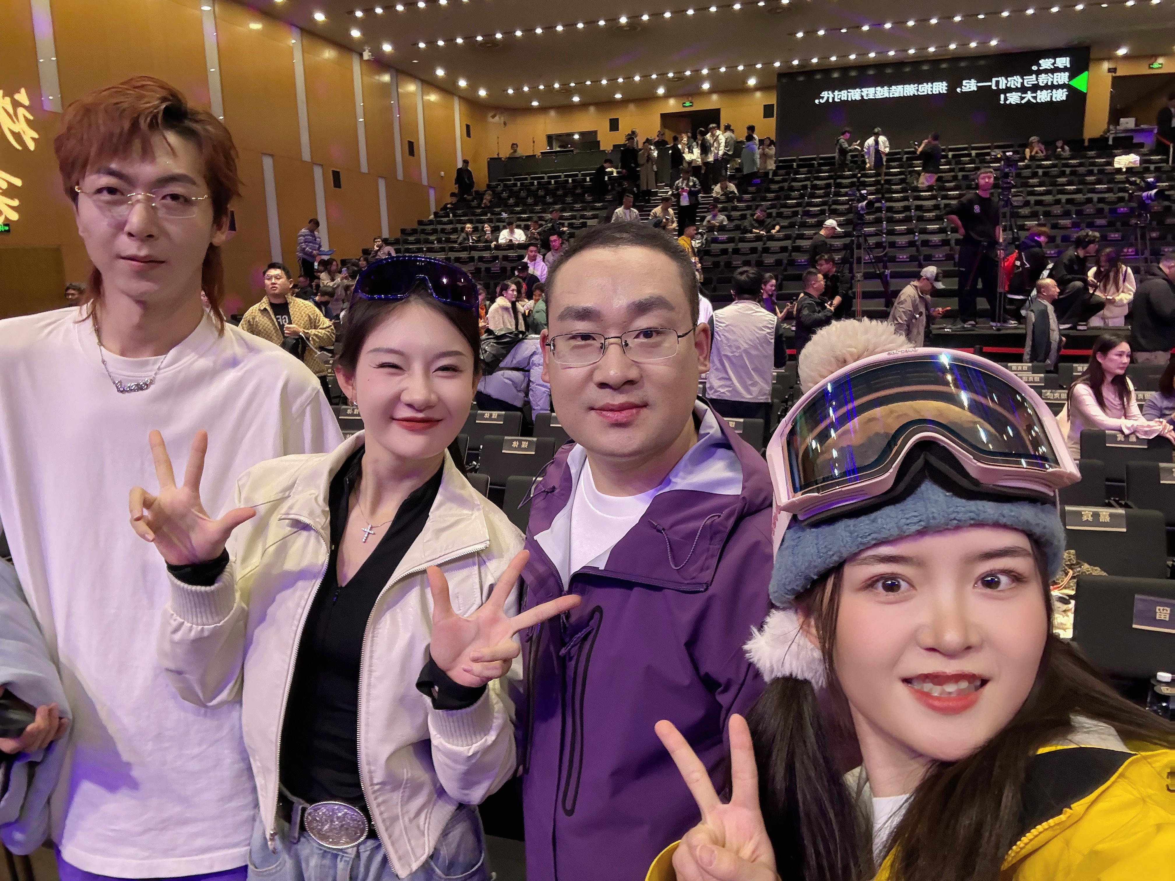 昨天全新坦克400发布会过后，我听到的最多的就是：发布会太成功了[加油][加油]