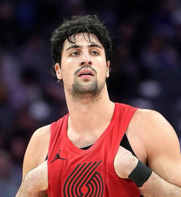 阿夫迪亚说不能因为来自以色列就遭仇恨 阿夫迪亚表示，他受够了仅仅因为自己来自以色