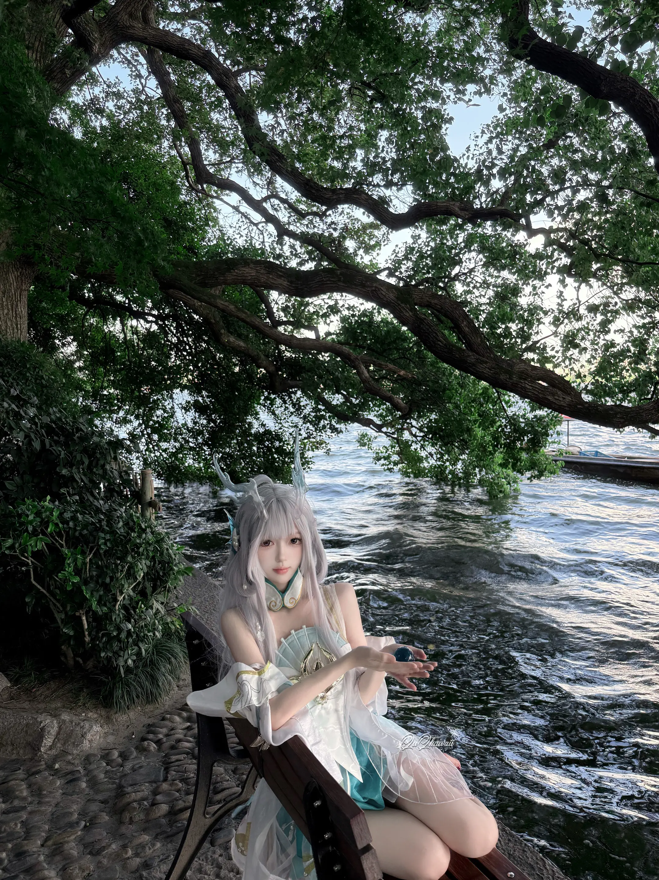 “将军 这便是你心心念念的那个江南女长大的地方吗”