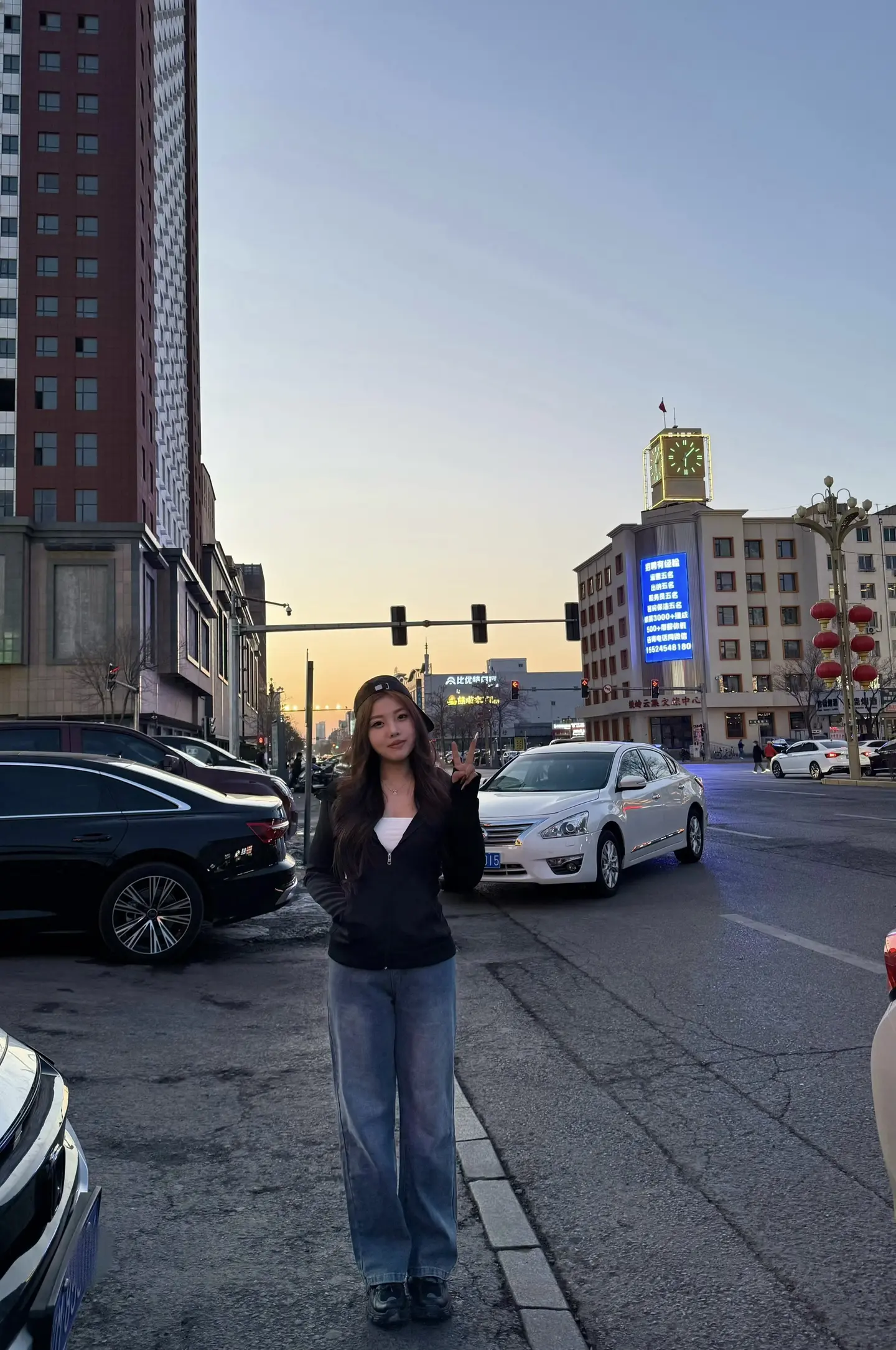 铁岭很小 小到出门打车只需要几块钱 铁岭很大 大到我们从来没有相遇过.