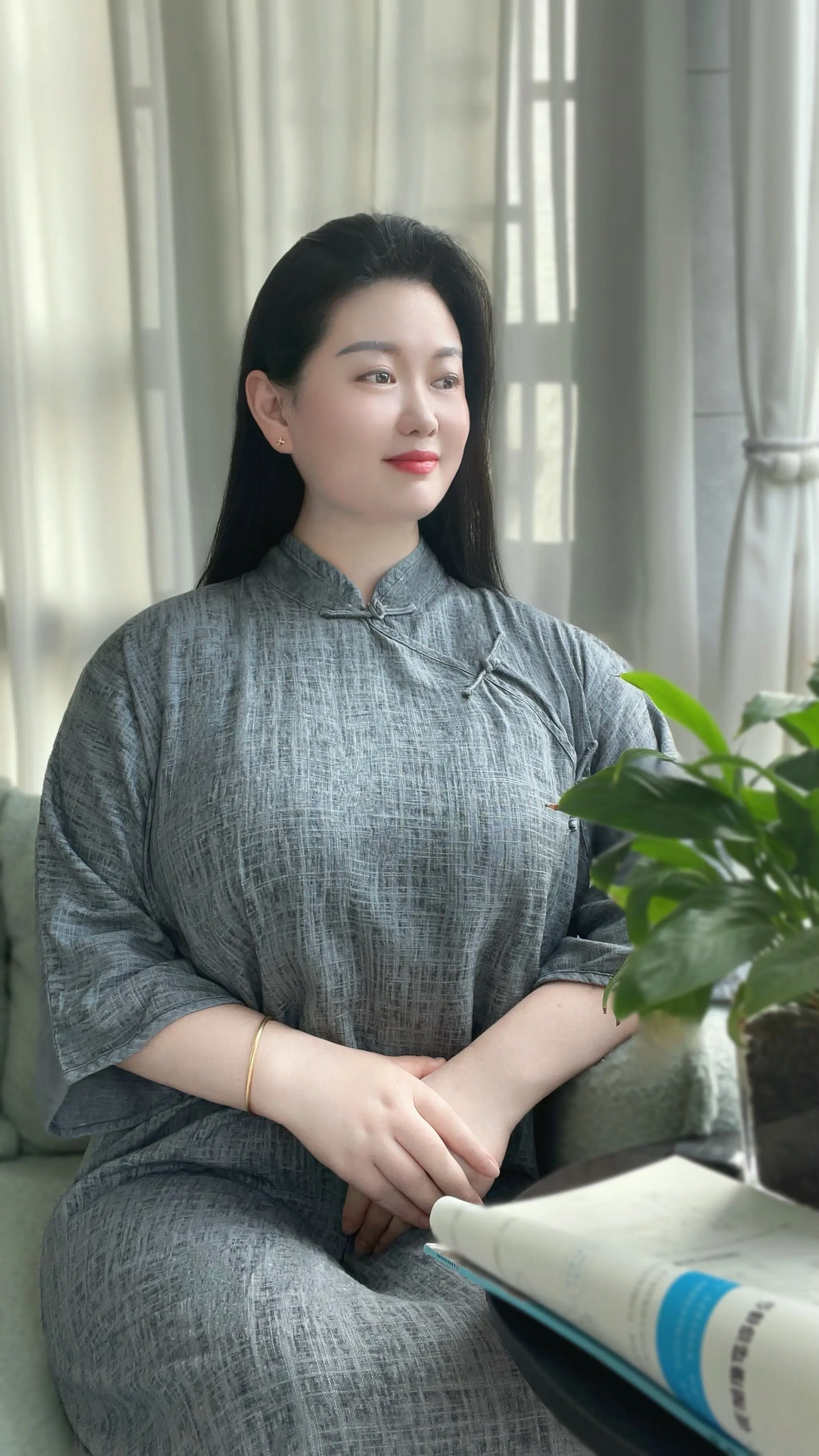人生天地之间，若白驹过隙，忽然而已。时光匆匆，转瞬即逝。回首来路，行走...