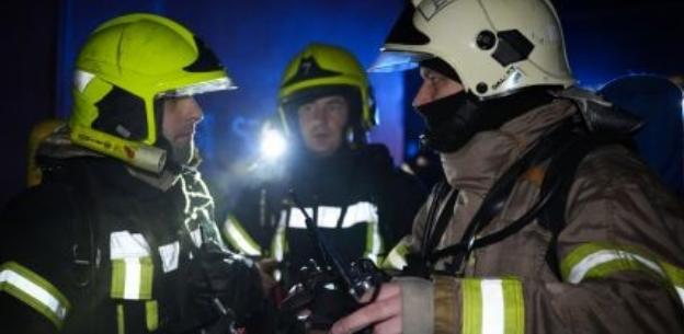 俄罗斯新一轮打击，乌克兰这次真的是很难应对了。
 
不知道这些天俄罗斯是怎么开窍