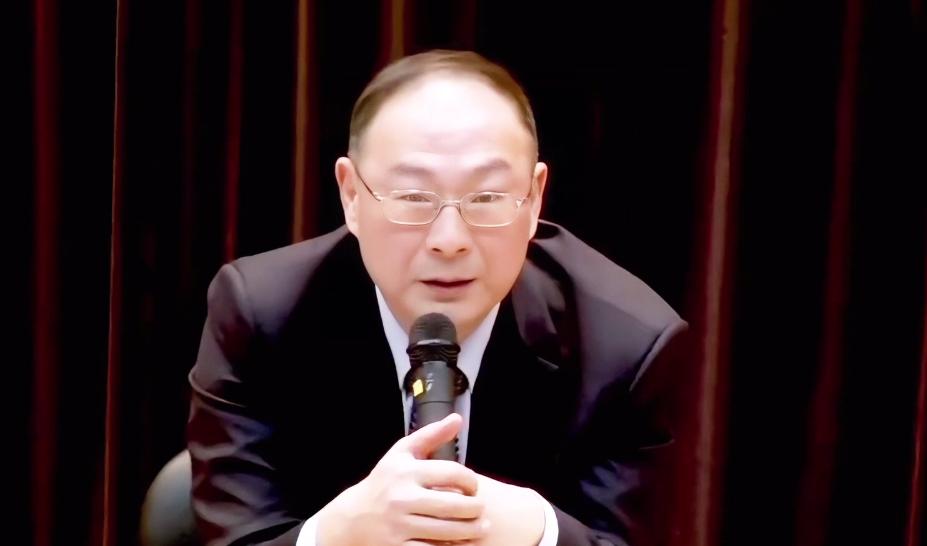金灿荣：据美国预测，俄罗斯有7350颗核弹头，美国是6950颗！

根据2026